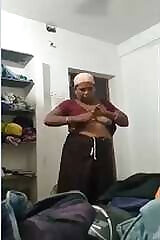 Beautiful Bengali babe takes a solo bath and then seductively dries herself. | desi mom mommy