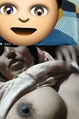 Mature Mallu wife showing her boobs and pussy on VC | aunty boobs desi